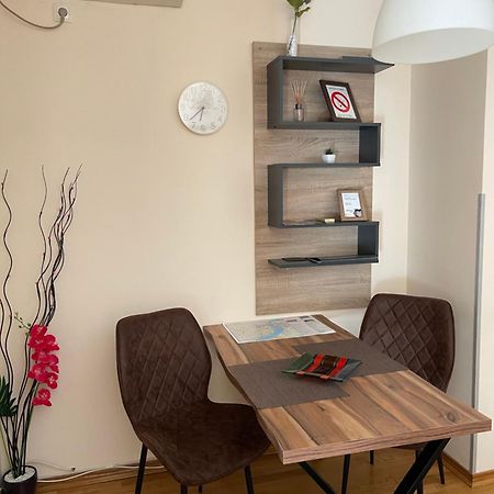Apartment Orchid 021 Novi Sad Exterior photo