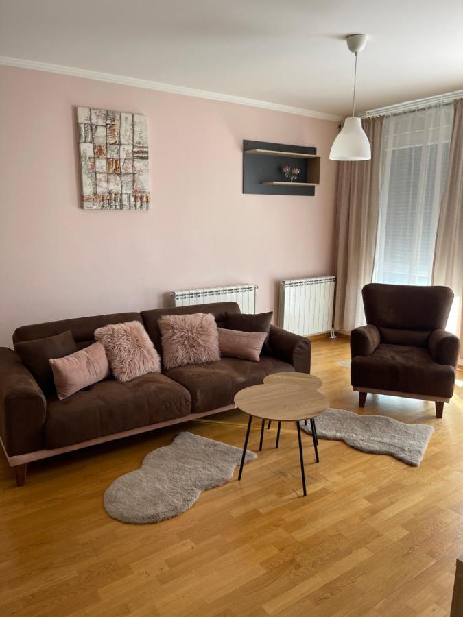 Apartment Orchid 021 Novi Sad Exterior photo